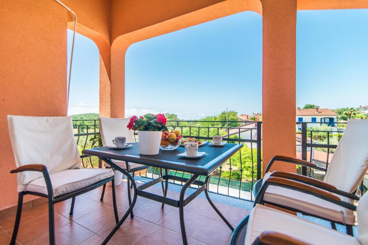 Apartment Anakatarina Porec Esterno foto