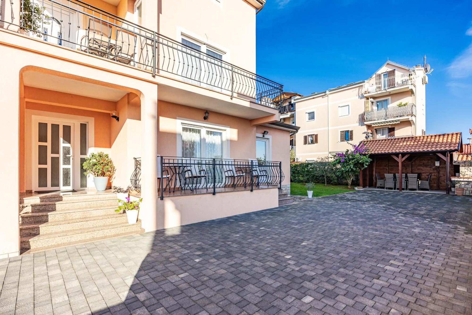 Apartment Anakatarina Porec Esterno foto