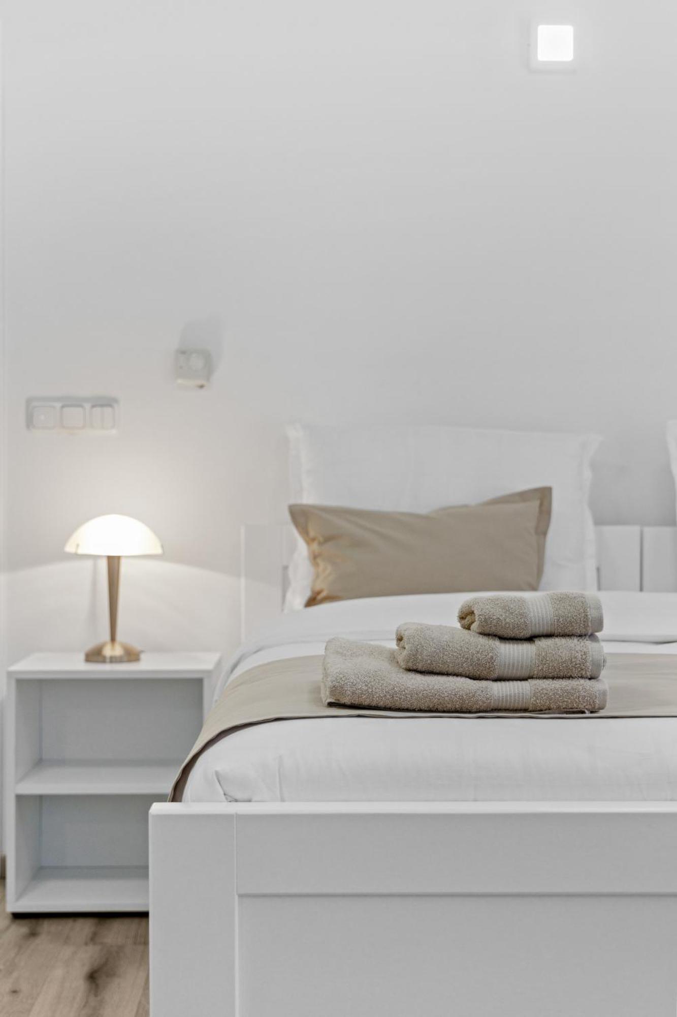 Apartment Anakatarina Porec Esterno foto