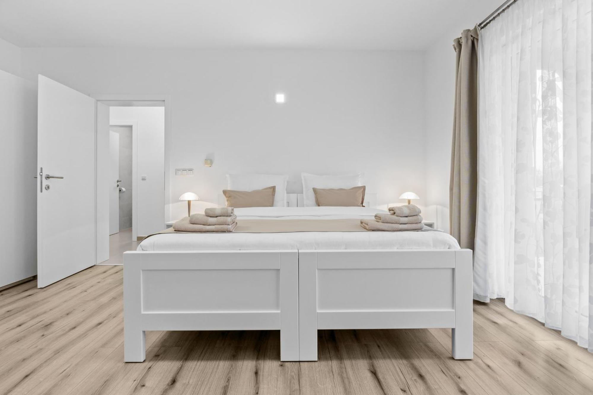 Apartment Anakatarina Porec Esterno foto