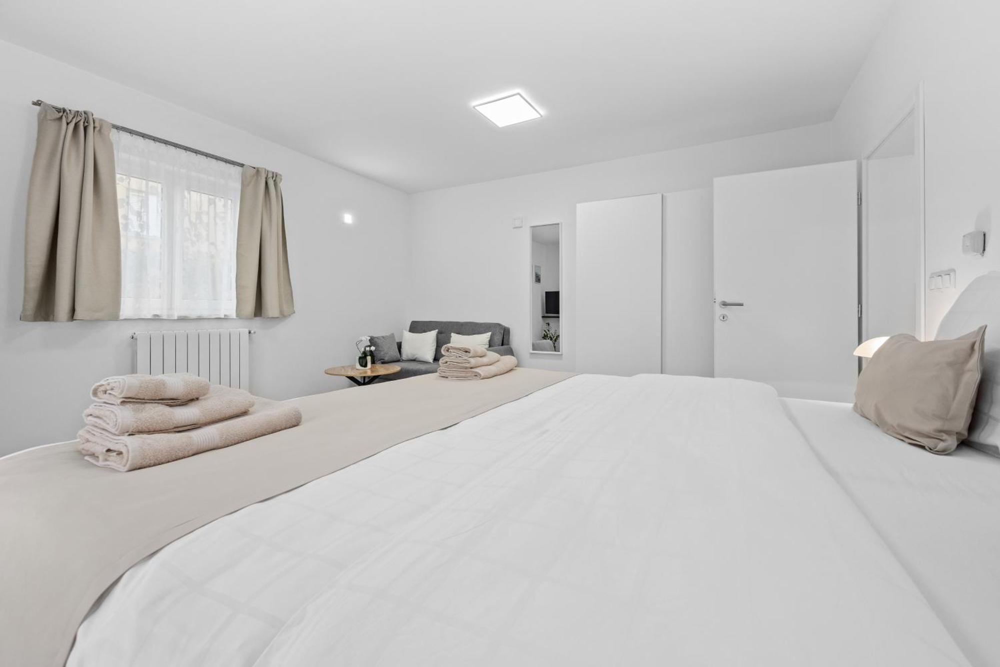 Apartment Anakatarina Porec Esterno foto
