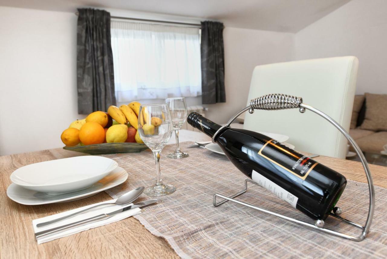 Apartment Anakatarina Porec Esterno foto